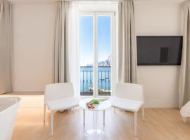 Hotel Lago Di Garda, hotell i Nago-Torbole