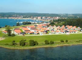 6 person holiday home on a holiday park in Gråsten โรงแรมในกรอสตีน
