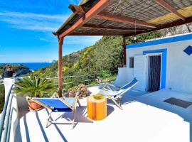 SOLEMAREPONZA Casa Bougainvillea, khách sạn ở Ponza