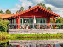 6 person holiday home in BODAFORS, hotel con parking en Västrahyn