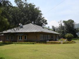 Ama Stays and Trails Tea Estate Bungalows , Munnar, vila v destinaci Munnar