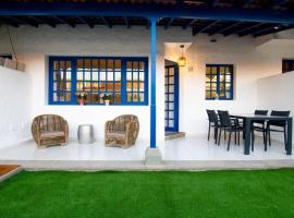 Recién renovado apartamento a 2 min de la playa, holiday rental in Pasito Blanco