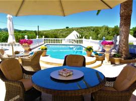 Treasurita Guest House, hotel in Moraira