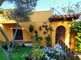 L´ARBOÇ, holiday home in Vall-Llobrega