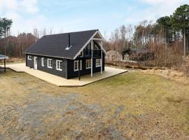 8 person holiday home in L s、Læsøの別荘