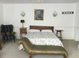 Garden flat 1