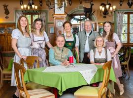 Zum Fally - Landgasthof, hotel u gradu Kirhberg am Veksel