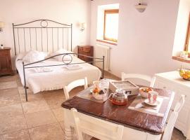 Casa AUREA Tre Posti Letto a 30 metri dal Mare, hotel in San Vincenzo