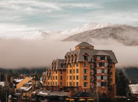 Sundial Hotel, hotel em Whistler