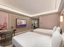 Mercure Nantong Downtown