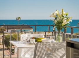 Sunny modern Apartment Perfect located, alquiler vacacional en la playa en Estepona