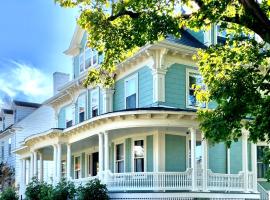 Vida Boutique Inn, B&B in Worcester