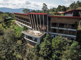 Hotel Piedras Blancas - Comfenalco Antioquia – hotel w mieście Guarne