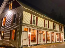 Harbor House Hotel by Umaniii in Jonesport Maine, pet-friendly hotel in Jonesport