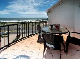 Ocean Views - Top floor