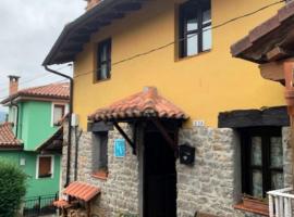 Casa Elena, khách sạn ở Arriondas