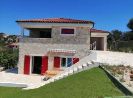 Villa Romantica, family hotel in Lun