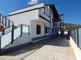 Alepou Guest House