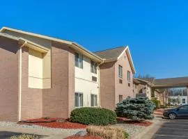 Comfort Inn & Suites Paw Paw