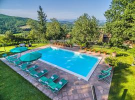 Bagno a Ripoli Villa Sleeps 10 with Pool Air Con and WiFi, hotel a Padonchia