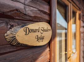 Donard Shadow Lodge, хотел близо до Слийв Донард, Нюкасъл
