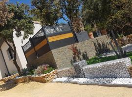 gite A L' &Eacute;VIDENCE, casa de campo em Mornas