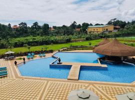 Kampala Nile Resort, hotel sa parkingom u gradu Seeta