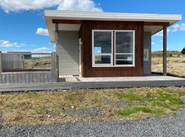 Blue View Cabin 4B With private hot tub, hotel di Reykholt