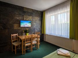 Babi Guesthouse - Babi Vendégház, hotell i Balatonfüred