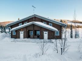 Holiday Home Uulanlinna a- paritalo by Interhome, vil·la a Hyrynsalmi