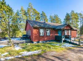 Holiday Home Villa nytorp by Interhome, cabaña o casa de campo en Stormälö