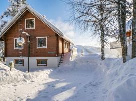 Holiday Home Alppikylä 3a paritalo by Interhome, viešbutis mieste Hyrynsalmi