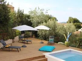 Le Terracotta , 2chambres, Terrasse, Piscine, Parking gratuit, Wifi, Climatisation