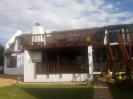Chilli Moon B&B, hotel in Stilbaai