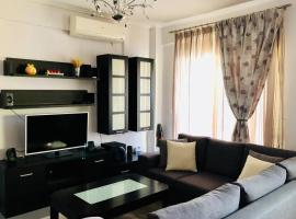 Family apartment in Greece โรงแรมที่มีที่จอดรถในKalandra