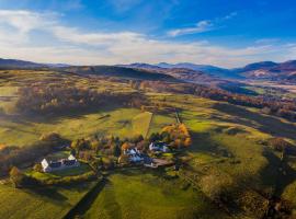 Errichel House and Cottages, bed & breakfast i Aberfeldy