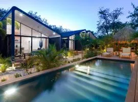 Favela Chic Tamarindo - Adults Only