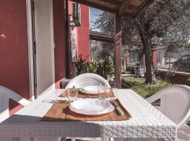 Appartamento La Casa Rossa - Affitti Brevi Italia – apartament w mieście Dogana
