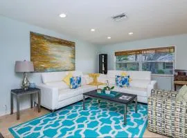 Highland Beach Retreat- Short walk to beach