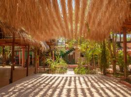 M a r e a V i v a, hotel em Zipolite