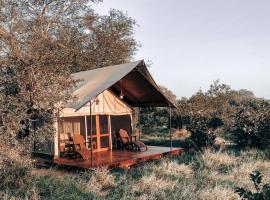 Honeyguide Tented Safari Camp - Khoka Moya, palapinė su patogumais mieste Manelečio gyvūnijos rezervatas