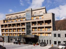 Brezovica Hotel & SPA – hotel z parkingiem w mieście Prevallë