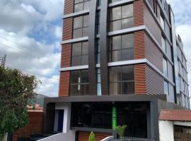 Depto de lujo en Smart Design, hotel cerca de Jardin Botanico, Cochabamba