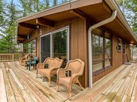 Lakeview North, holiday home in Lac du Flambeau