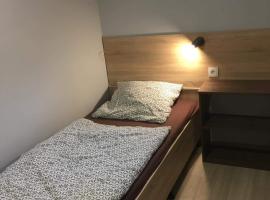 Beregi Apartman, logement avec cuisine à Tiszaújváros