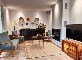 Villa Tauria- Casa de campo em aldeia medieval