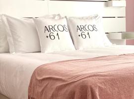 Arcos 61, מלון בטומאר