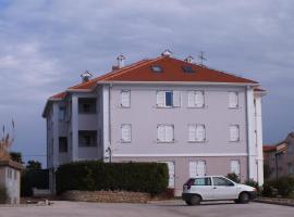 Apartments Violetta 2, hotel din Zambratija