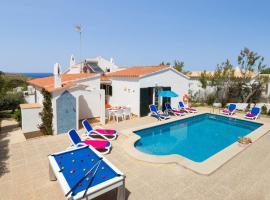 Villa Romani Arenal by Villa Plus, hotel em Arenal d'en Castell