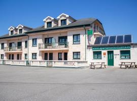 Apartamentos Luarca, hotel v destinaci Luarca